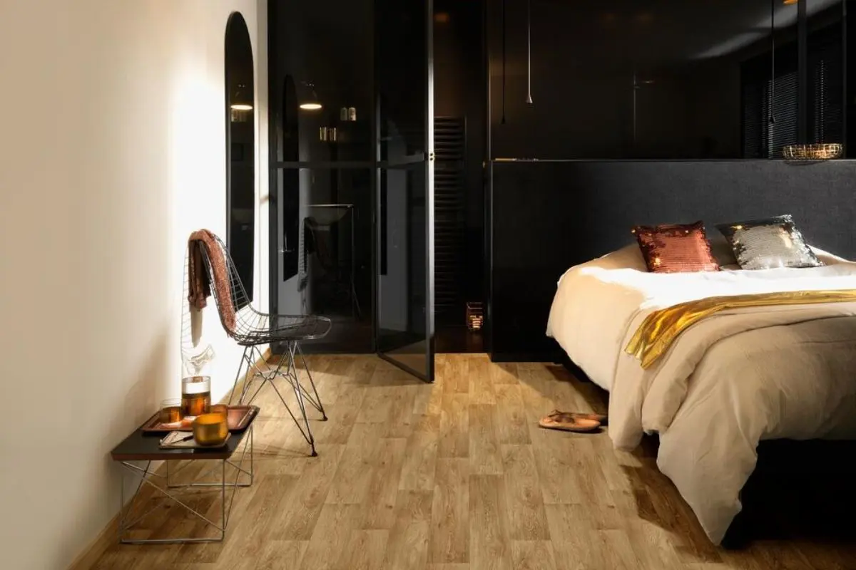 פי וי סי בחדר שינה - נוחות ועיצוב מודרני_ rideaux רידו Netanya